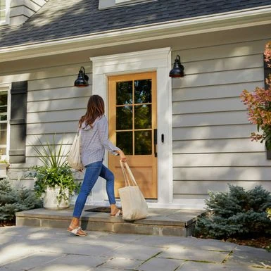 Arlo - Essential Wi-Fi Smart Video Doorbell - Wired Or Battery Operated - White 5 Arlo - Essential Wi-Fi Smart Video Doorbell - Wired Or Battery Operated - White - Image 3
