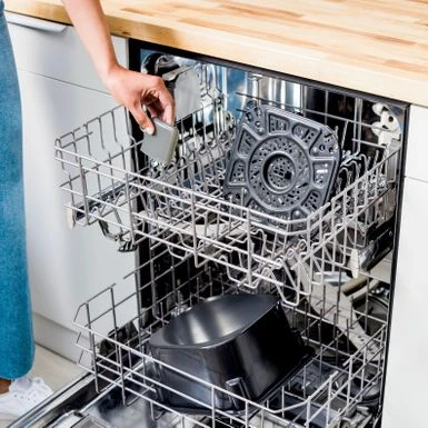 Ninja - Speedi Air Fryer & Rapid Cooker, 6-Qt. Capacity, 12-in-1 Functionality, 15-Minute Meals - Sea Salt Gray 6 Ninja - Speedi Air Fryer & Rapid Cooker, 6-Qt. Capacity, 12-in-1 Functionality, 15-Minute Meals - Sea Salt Gray - Image 4