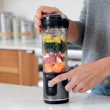 Ninja - Blast 18 Oz. Portable Blender - Black 6 Ninja - Blast 18 Oz. Portable Blender - Black - Image 4
