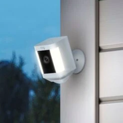Ring - Spotlight Cam Plus Outdoor/Indoor Wireless 1080p Battery Surveillance Camera - White -Techhome Appliances Store 9b69c653 52c0 5207 95fb 74a492869893