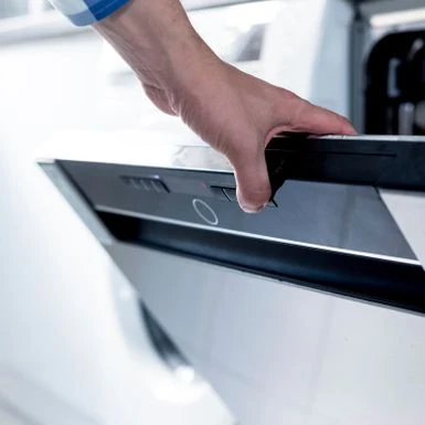 Ninja - Blast 18 Oz. Portable Blender - Passion Fruit Purple 9 Ninja - Blast 18 Oz. Portable Blender - Passion Fruit Purple - Image 7