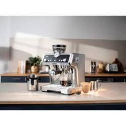 De'Longhi - La Specialista Prestigio Espresso Machine With Dual Heating System - Stainless Steel 11 De'Longhi - La Specialista Prestigio Espresso Machine With Dual Heating System - Stainless Steel -Techhome Appliances Store bcfed370 872d 58d1 b7f0 21a7c44abbae