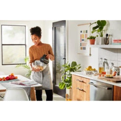 KitchenAid - Cordless 7 Speed Hand Mixer - Black Matte 18 KitchenAid - Cordless 7 Speed Hand Mixer - Black Matte -Techhome Appliances Store khmb732bm 2